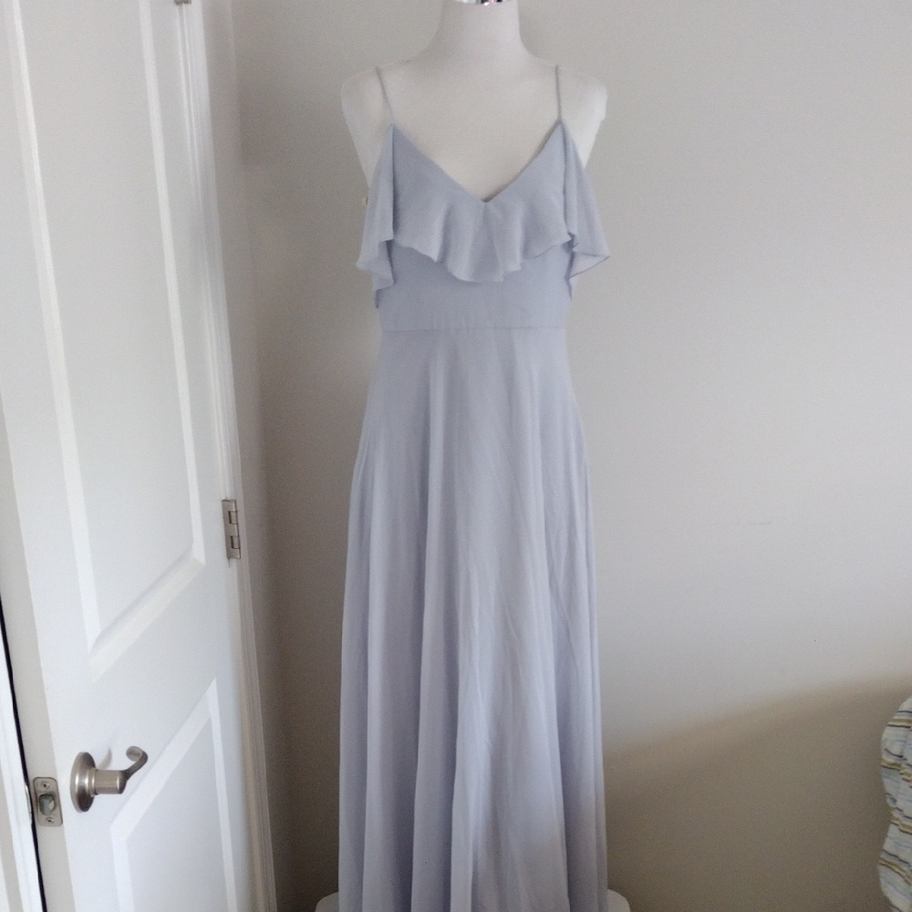 Chic Lavender Maxi Prom Dress with Ruffle Detail By Jenny Yoo Size 6